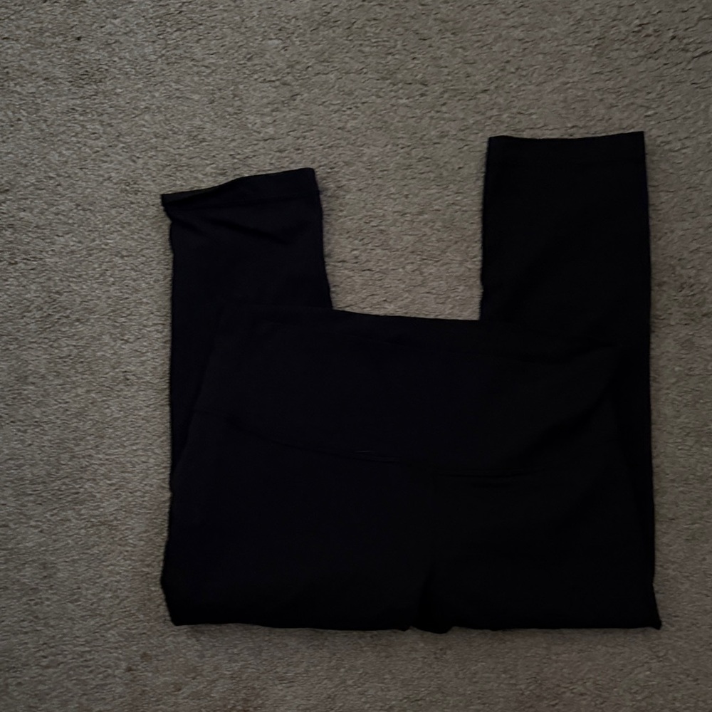 EUC lululemon women’s size 12 ~21” Black Leggings”like new”